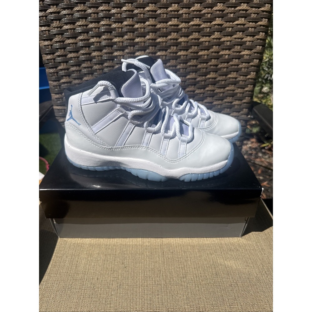 Jordan Air Jordan 11 high Size 6.5 ORIGINAL BOX